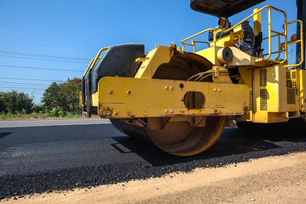 Best Professional Driveway Pavers  in Franklin Center, NJ